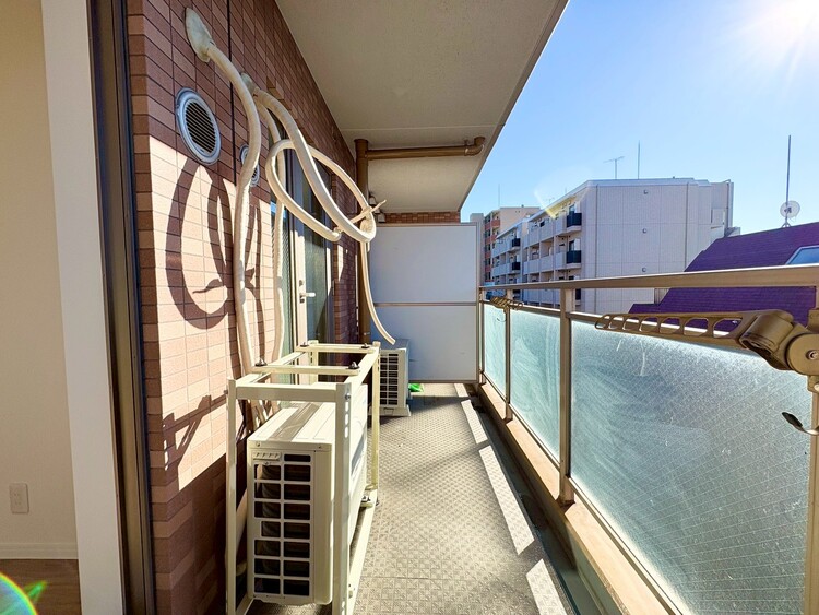 その他 朝の澄んだ空気や、夕方に吹く清々しい風を感じられるバルコニー。