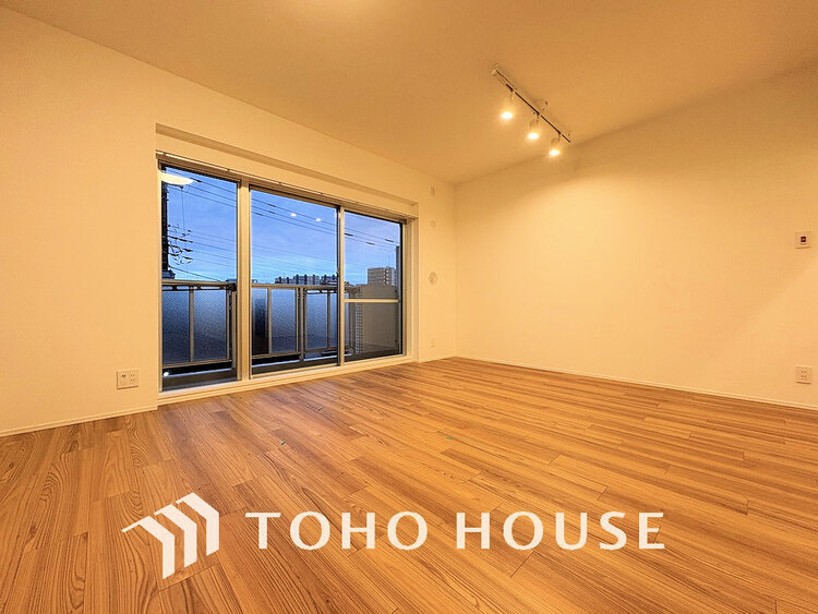 内装 ゆったりとくつろげる上質なリビングダイニング