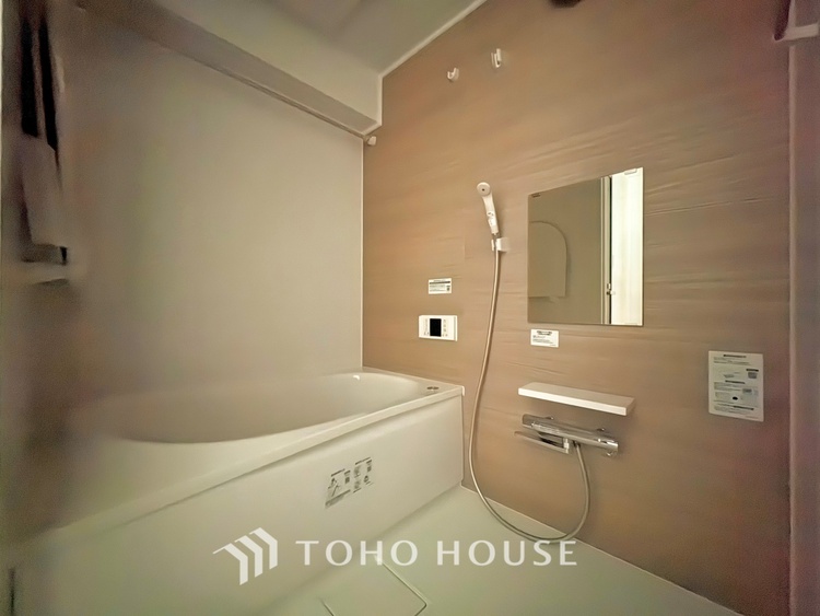 風呂 浴室は一日の疲れを癒す特別な空間。清潔感と快適性で心身ともにリフレッシュできます。