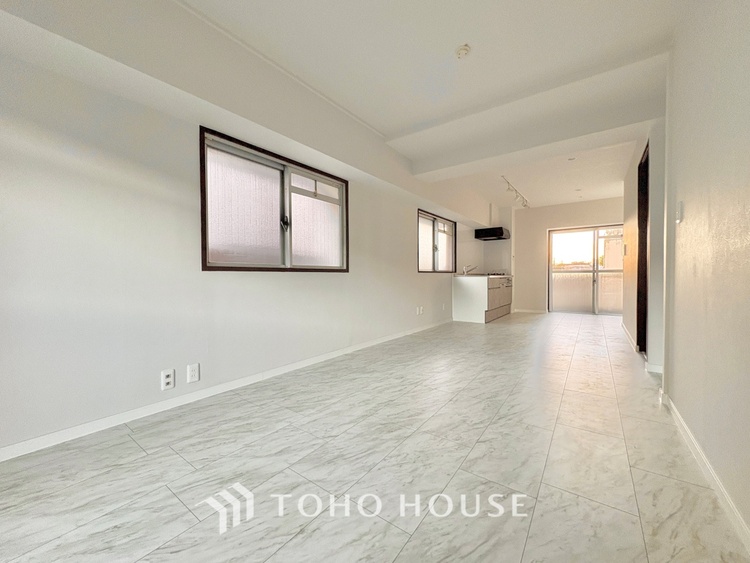 その他 選び抜かれた素材と、熟練の職人技が息づくキッチン。本物を知るあなたのための、美しきステージです。