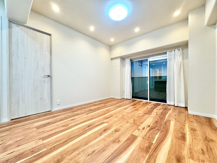 居間 飾り過ぎないシンプルな内装と偏り過ぎないデザインで統一しました。