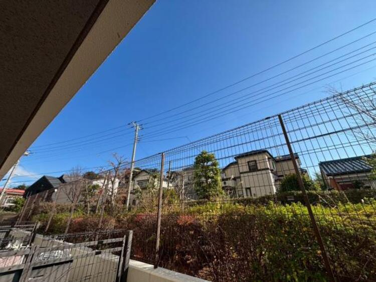その他 バルコニーからの眺望。季節による景色の変化を日常の生活と共に感じてください。