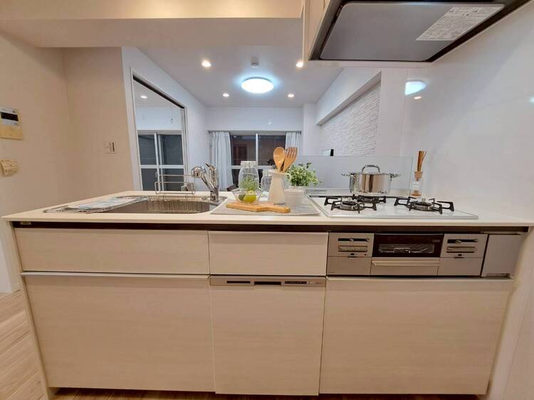 その他 開放感のあるキッチンスペース。調理をしながら、会話も弾みそうですね。