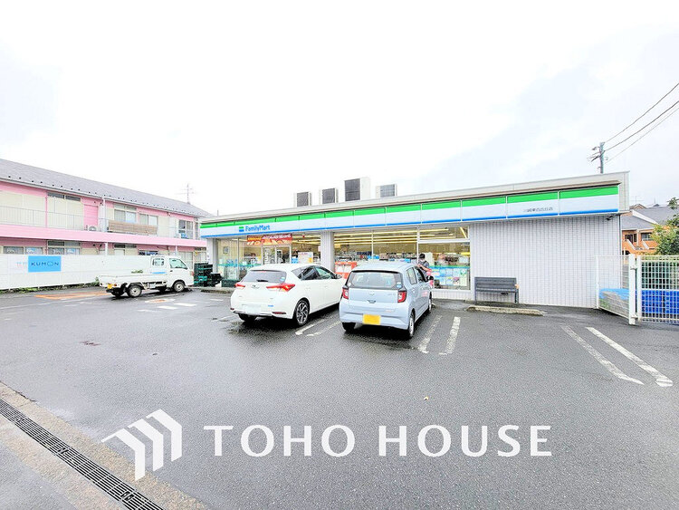 周辺 ファミリーマート 川崎東百合丘店　距離800ｍ