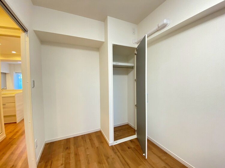 その他 収納スペースが付いていて、お部屋を広く使っていただけます。