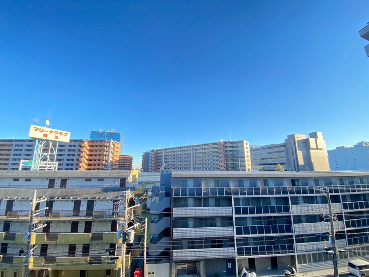 その他 眺望や窓からの景色が良いと、家で過ごす時間も快適です。