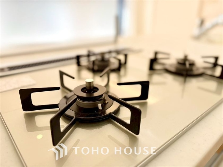 キッチン 【KITCHEN】◆家族のおはよう◆の声を笑顔で迎えてあげられるシステムキッチン。朝ごはんが楽しみでちょっと早起きしたくなるんです。