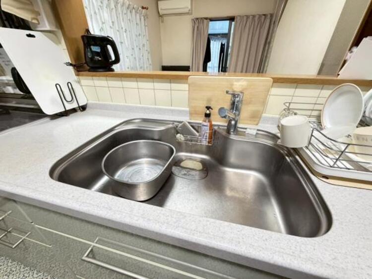 設備 大きなお鍋もストレスフリーで洗える広いシンク