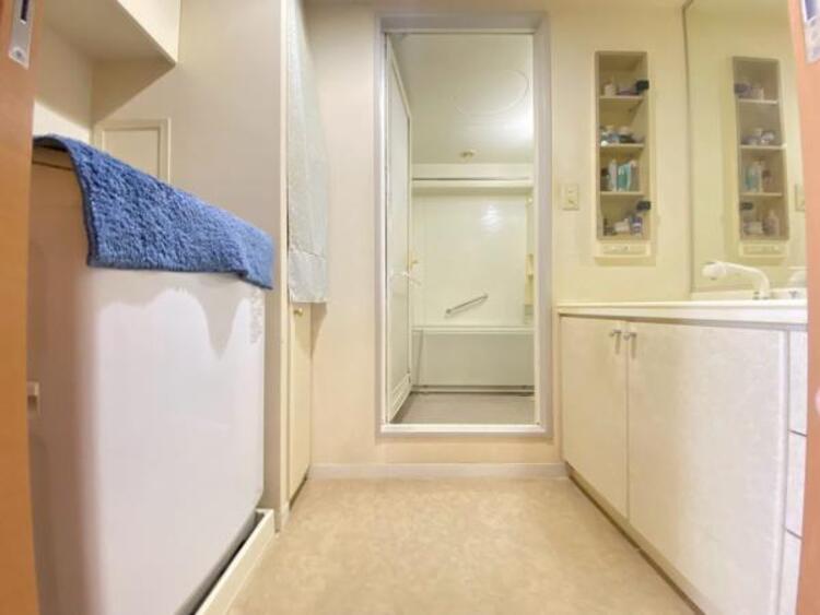 その他 洗面室収納も充実していてタオルやシャンプーなどのストックもすっきりと収納できます。