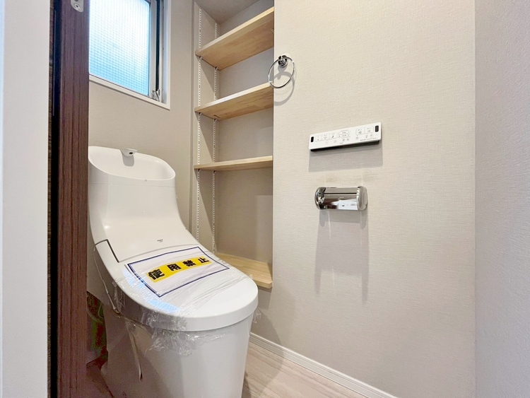 トイレ 暮らしの中のさりげないひとときの快適さにも、こだわりを、持って設備を配しております。