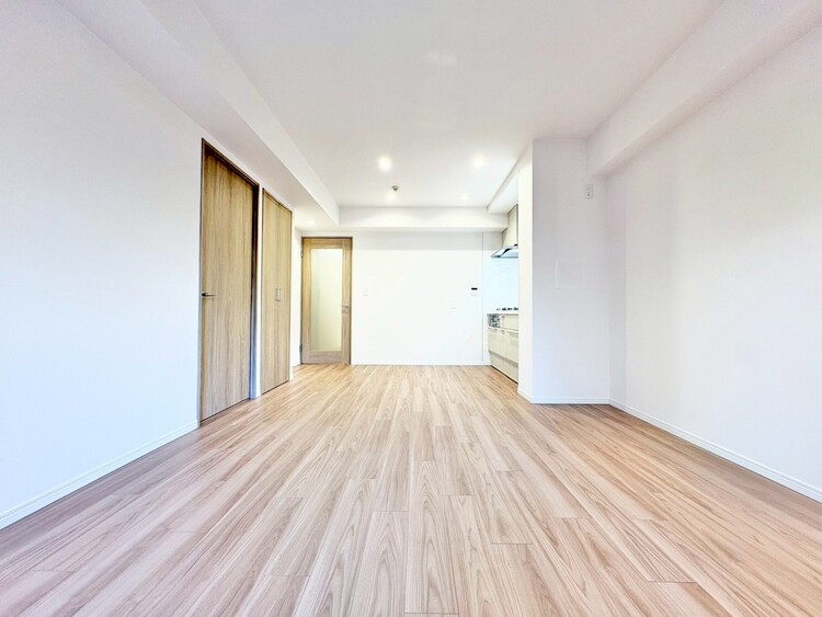 居間 快適に過ごす毎日を求めて、暮らしの中でご自身の「マイホーム」に創り上げてください。