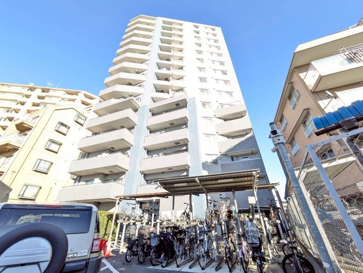 外観 資料には掲載していない情報が、現地にはたくさんあります。是非一度、現地をご確認ください。