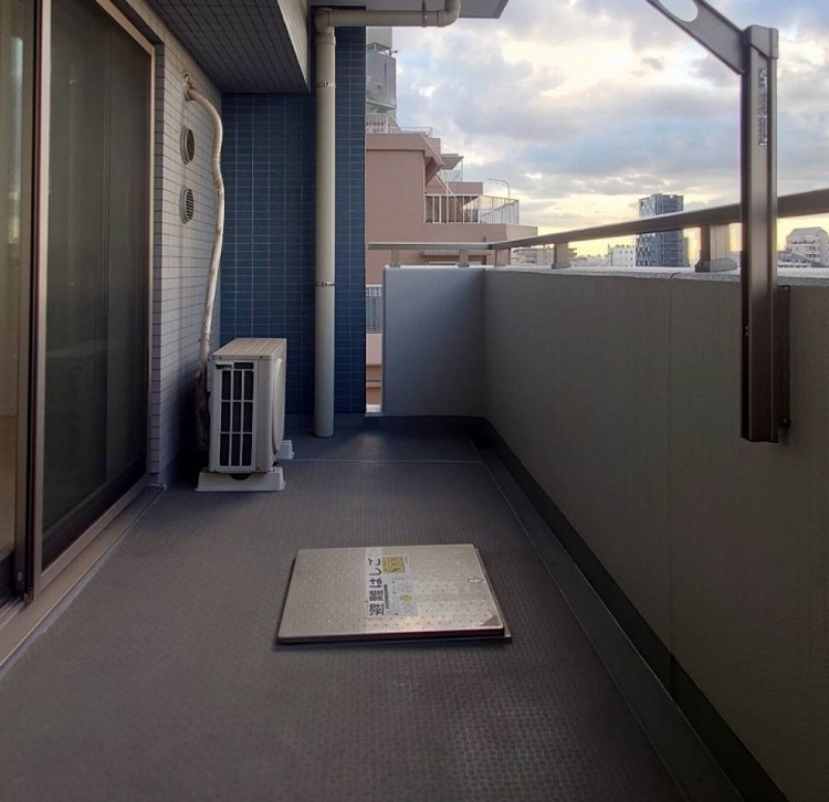 バルコニー 暮らしの中で、光と風を演出してくれるバルコニー。