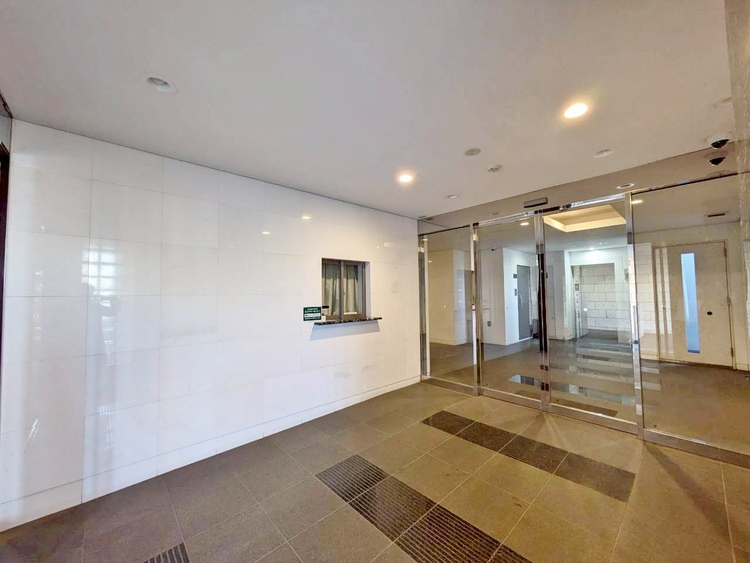 エントランス エントランスは、毎日の行き帰りで使う大事な空間です。