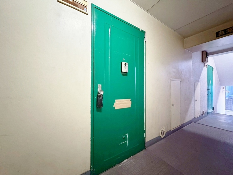 玄関 玄関を開ければ、そこは安らぎのご自宅。