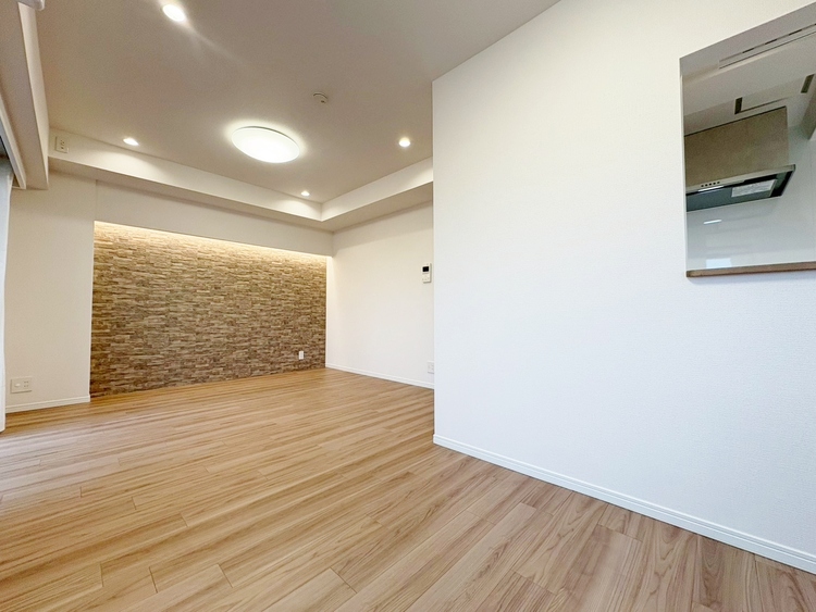 居間 居心地の良い空気感は、暮らしのステージを彩り、心からのやすらぎと満足感を与えてくれます。