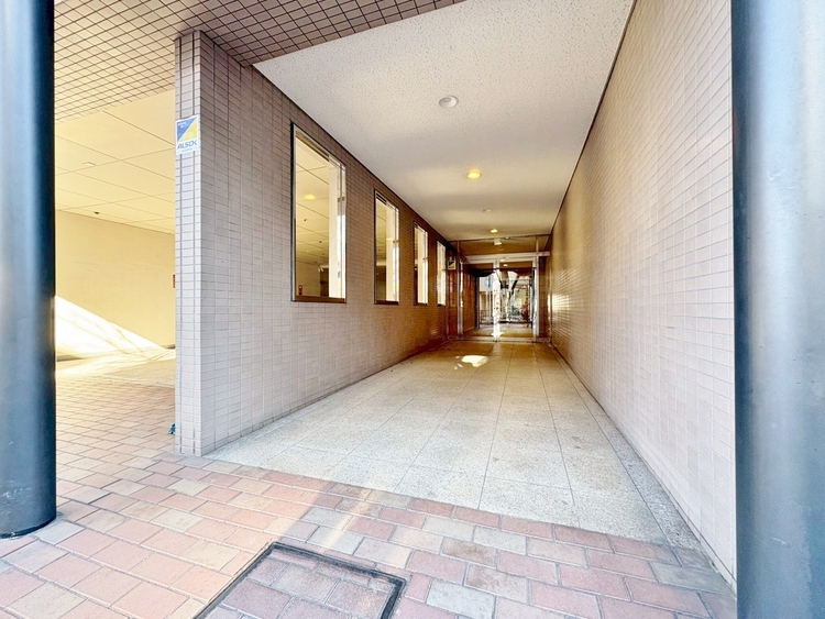 エントランス 外と内をつなぐエントランスは、まさに顔となる場所。