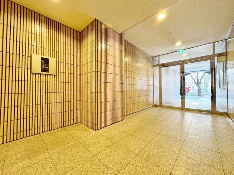 エントランス エントランスは、毎日の行き帰りで使う大事な空間です。