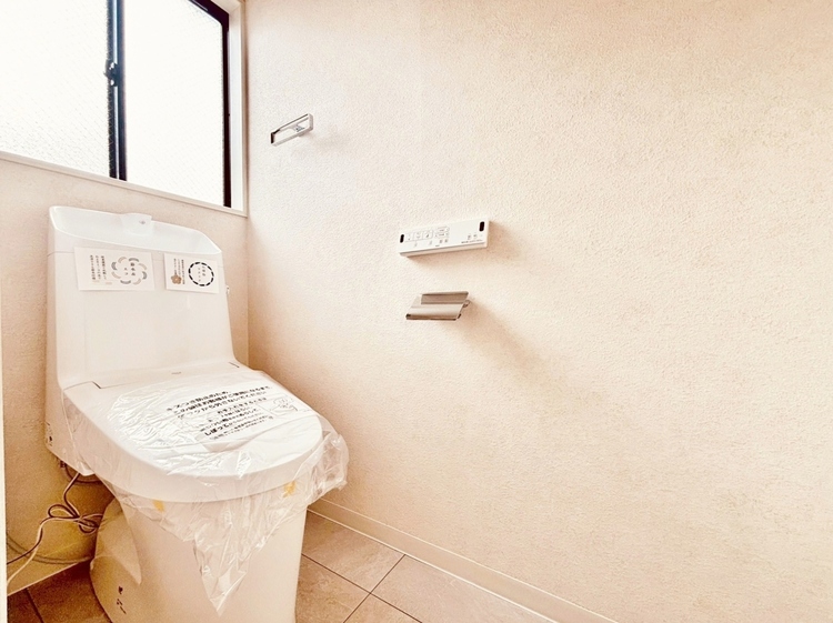 トイレ 暮らしの中のさりげないひとときの快適さにも、こだわりを、持って設備を配しております。