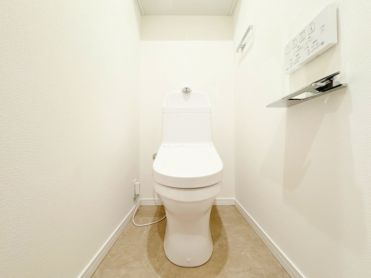 トイレ 暮らしの中のさりげないひとときの快適さにも、こだわりを、持って設備を配しております。