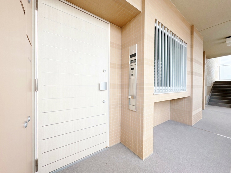 玄関 玄関を開ければ、そこは安らぎのご自宅。