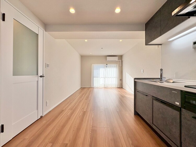 居間 過ごす時間が、たくさんの思い出として紡がれていく場所。