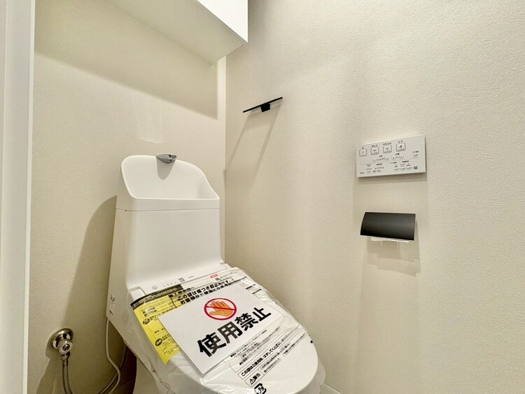 トイレ 暮らしの中のさりげないひとときの快適さにも、こだわりを、持って設備を配しております。