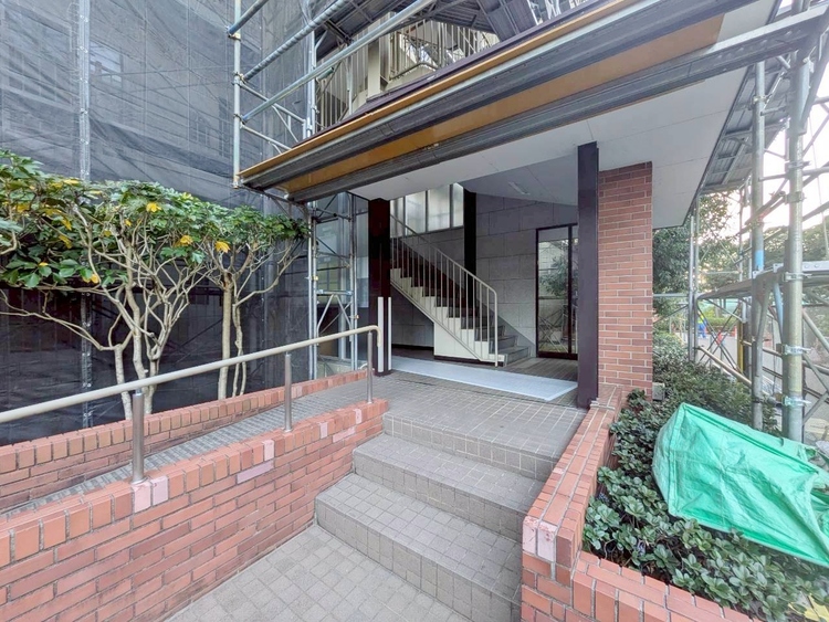 エントランス 外と内をつなぐエントランスは、まさに顔となる場所。