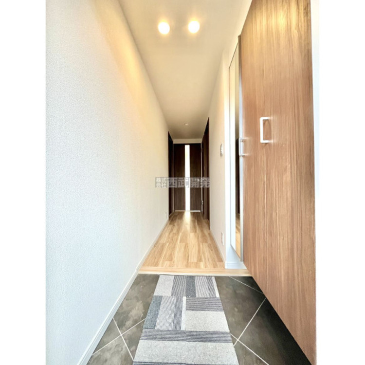 玄関 令和7年12月5日撮影