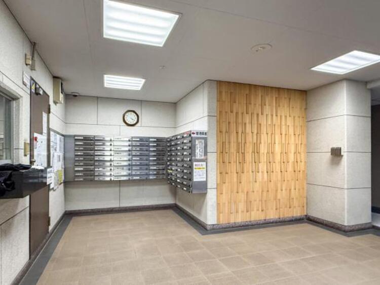 エントランス 管理が行き届いた清潔感のあるエントランス。