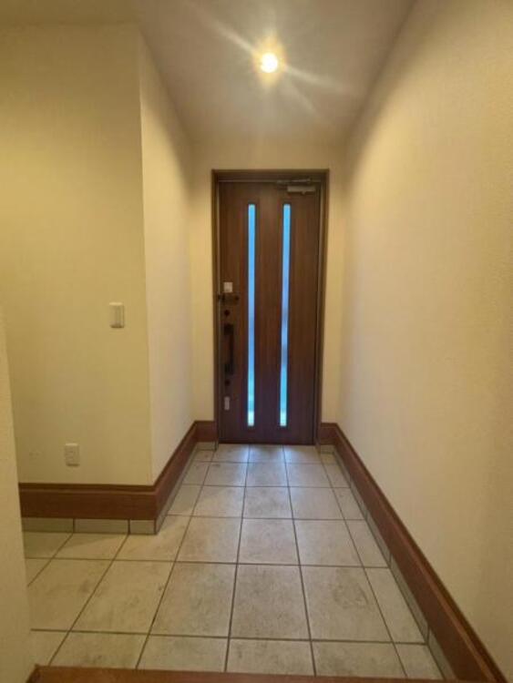 その他 お住まいの顔となる玄関。安らぎに満ちた生活空間を予感させてくれます。