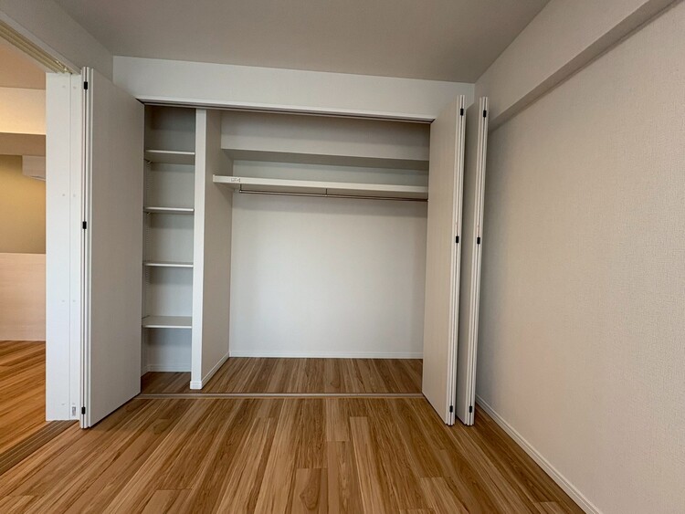 その他 収納スペースが付いていて、お部屋を広く使っていただけます。