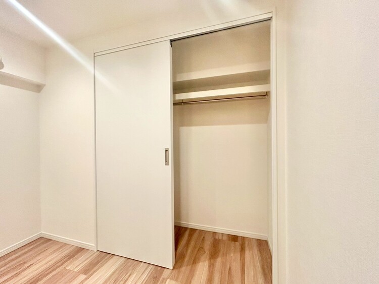 その他 収納スペースが付いていて、お部屋を広く使っていただけます。