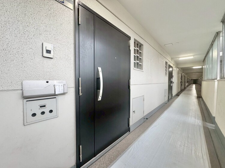 その他 清潔感のある落ち着いた雰囲気の玄関です。