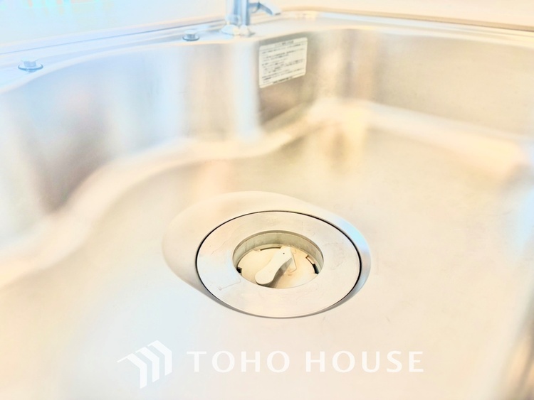 キッチン 【cooking papa is here】料理が苦手な人でも、チャレンジしてみたくなるワイドスパンのキッチン。家族の食卓がここから始まる。