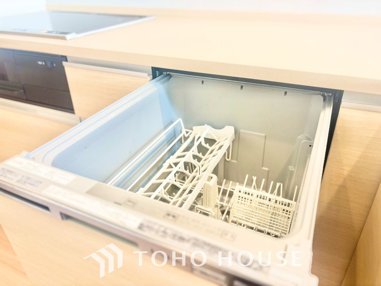 キッチン 【cooking papa is here】料理が苦手な人でも、チャレンジしてみたくなるワイドスパンのキッチン。家族の食卓がここから始まる。