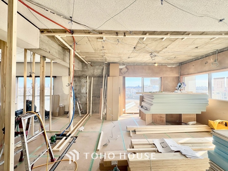 内装 叶えたかったのは落ち着きのあるナチュラルな風合い、そして開放感があるリビング。