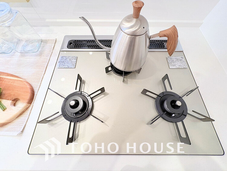 その他 3口ガスコンロで効率よくお料理できますね