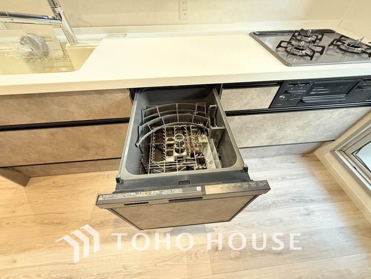 その他 ビルトイン式食洗機を完備した、機能性に優れたシステムキッチン
