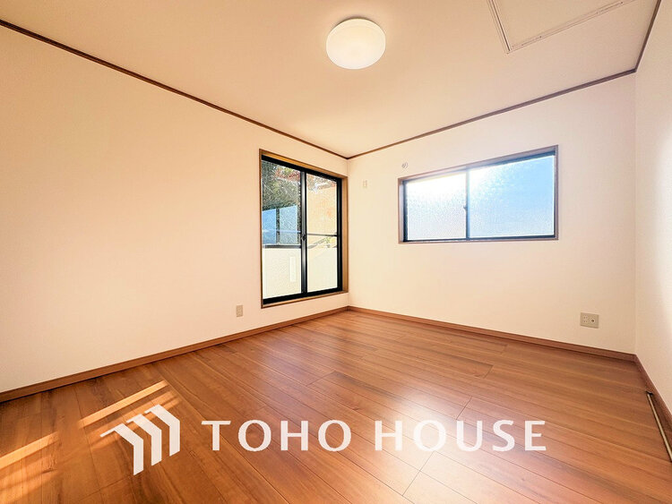 内装 家具の配置のし易い室内です。趣味の部屋としても充分な広さです