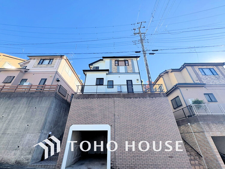 外観 〜家族みんながのびのびと暮らせるゆとりある4LDK〜リフォーム済み中古戸建て〜