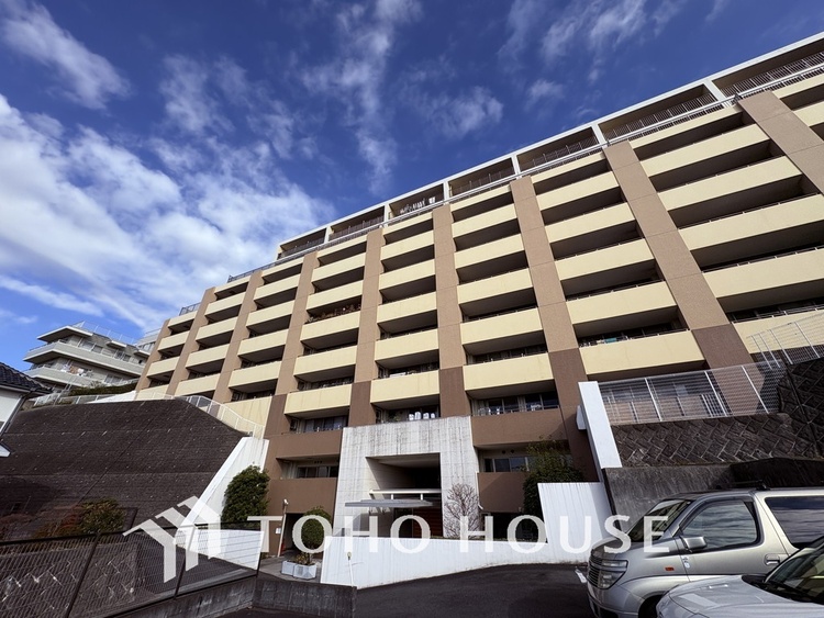 外観 〜駅まで平坦アプローチ、充実の周辺環境〜大切なペットと暮らすリノベーションマンション〜