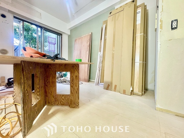 内装 【改装中】【LIVING】◆家族◆愛する家族を一目で見渡せる。家族が集う空間。永遠に続く幸せな毎日を、ここで。