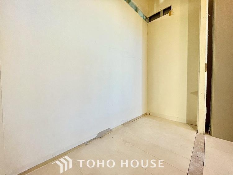 内装 【改装中】◆属毛離裏◆子は父を手本とし、母に愛育されて成長する。家族の深い繋がり。いつまでも大切にしたい。