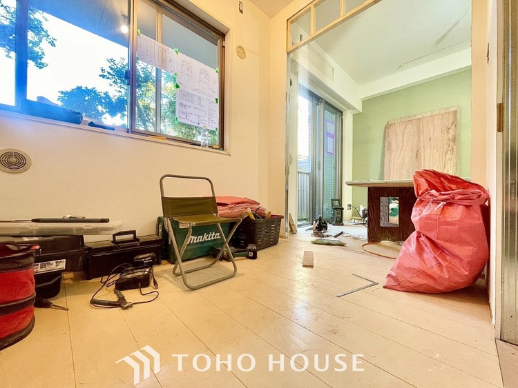 内装 【改装中】いつまでもずっと家族を見渡せるこの広い空間で。