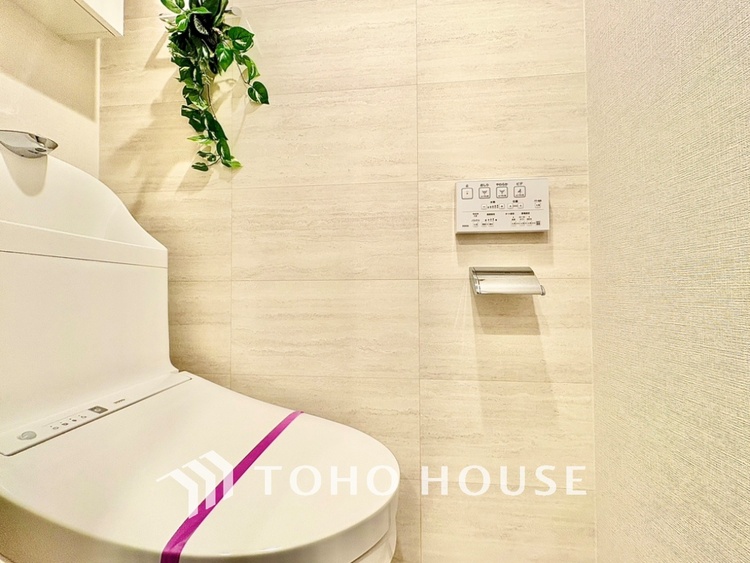 トイレ トイレも自分の時間をゆっくり過ごすスペースのひとつ。最新設備は嬉しい