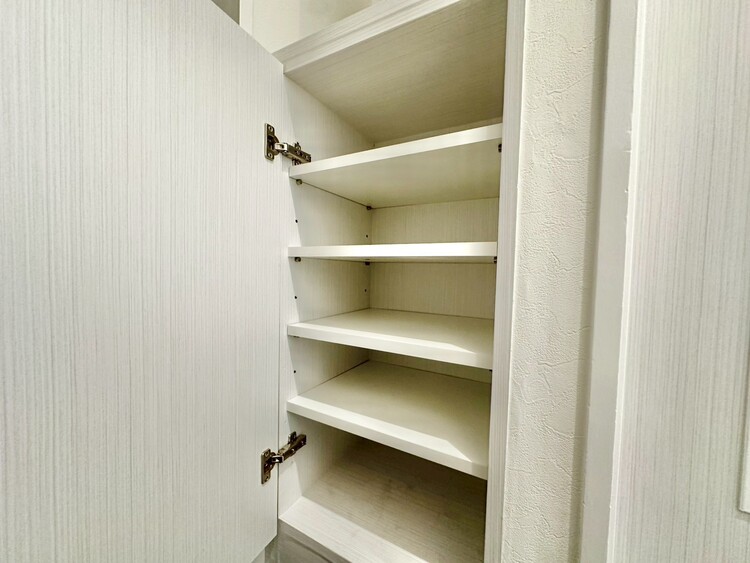 その他 家電やスーツケース、ストック品など何でも片付く嬉しい空間です。