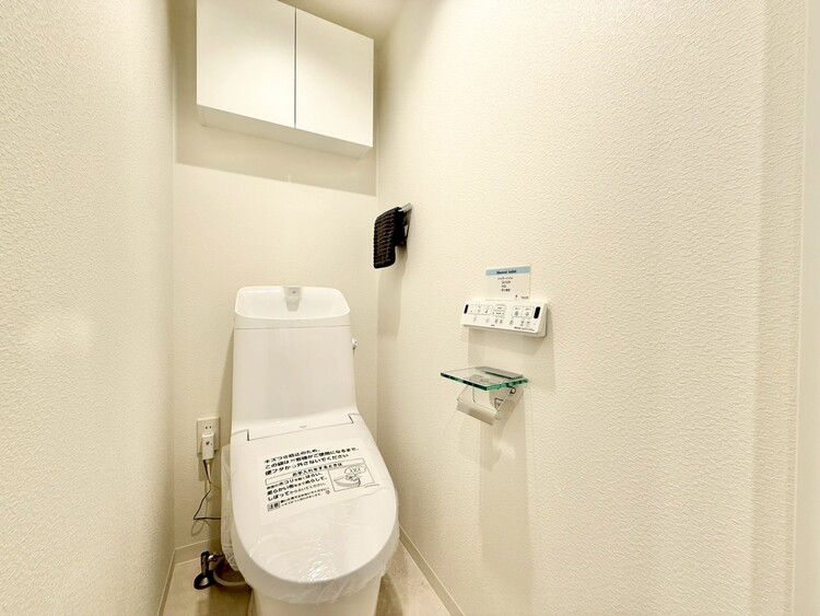 トイレ 清潔感を感じられる洗面化粧台。