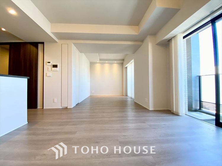 内装 【LIVING】◆家族◆愛する家族を一目で見渡せる。家族が集う空間。永遠に続く幸せな毎日を、ここで。