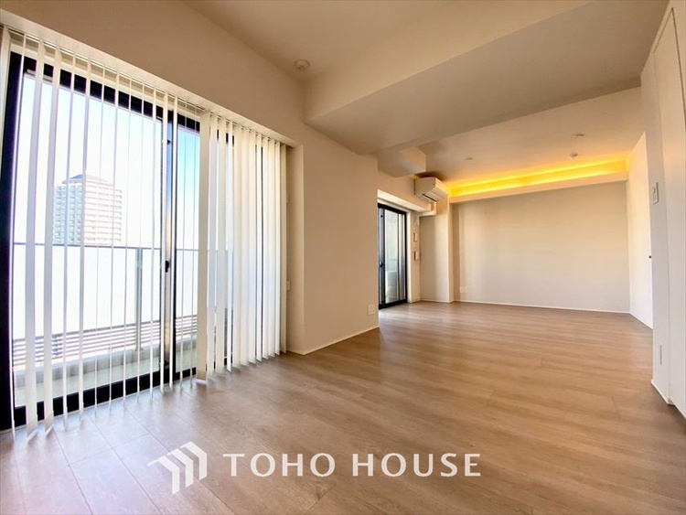 内装 【LIVING】◆住む喜び、楽しさ、感動◆を君と共有したい。いつまでもずっと家族を見渡せるこの広い空間で。